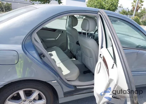 2007 Mercedes-Benz C 280 Luxury 4Matic из США, поврежденный, VIN WDBRF92H07F866462